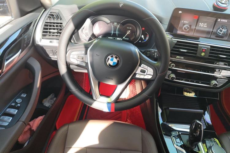 Used BMW X3 2019 xDrive25i Luxury Package Steering Wheel