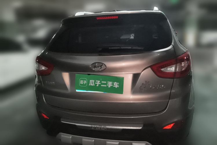 Used Hyundai ix35 2013 2.0L Automatic Two-Wheel Drive Smart GLS China IV Standard Rear