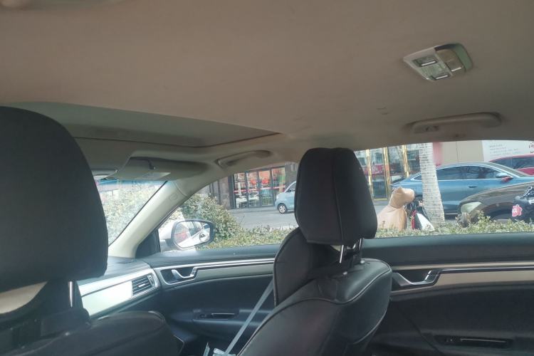 Used Geely Auto Emgrand GL 2017 1.8L Manual Elite Model
