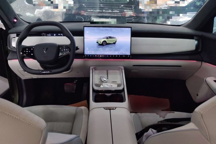 Used VOYAH COURAGE 2024 Ultra-Long Range Smart Enjoyment Version Center Console