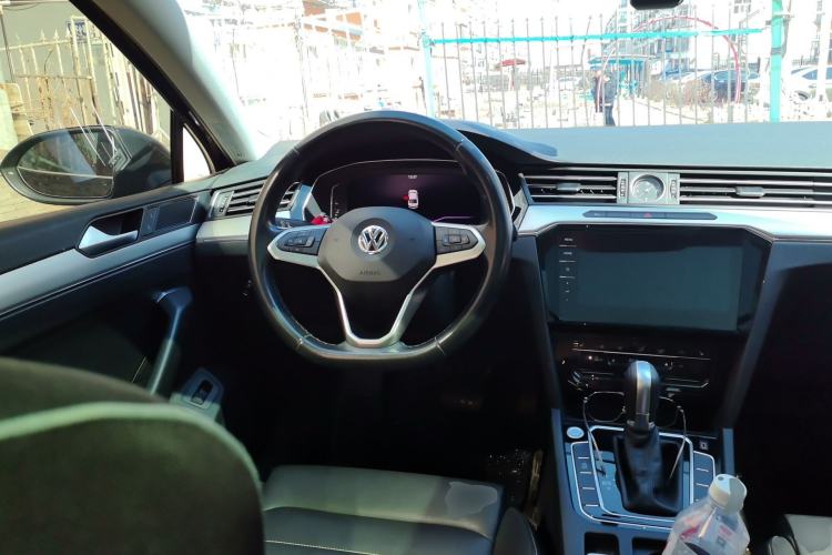 Used Volkswagen Magotan 2020 280TSI DSG Comfort Edition Steering Wheel