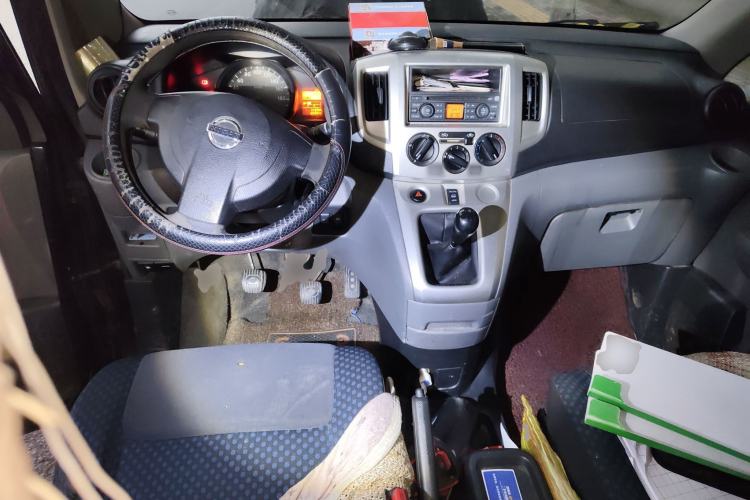 Used Nissan NV200 2013 1.6L Luxury Model China IV Standard Center Console