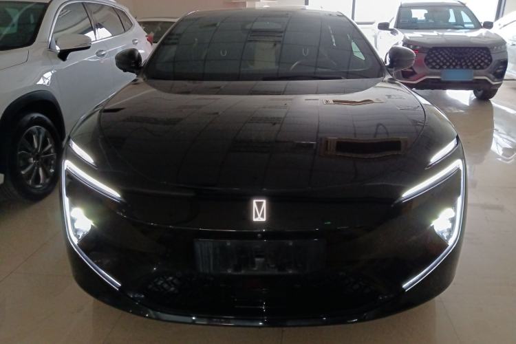 Used Avatr 12 2025 Ultra Extended-Range Edition Front