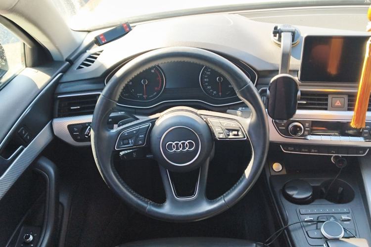 Used Audi A4L 2017 40 TFSI Fashion Model