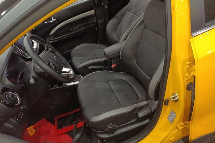 Used Kia kx1 Stonic 2019 1.4L Automatic Fun Edition China VI Left Front Seat