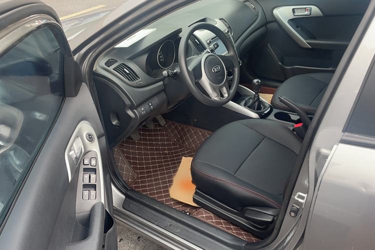 Used Kia Forte 2014 1.6L MT GL
