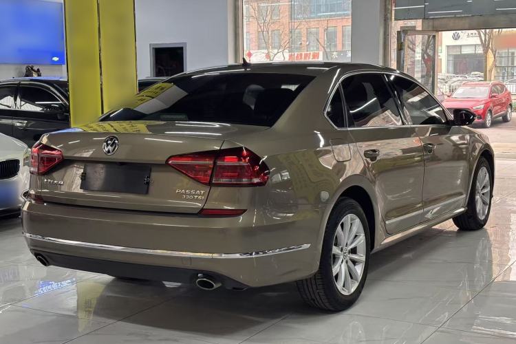 Used Volkswagen Passat 2017 330TSI DSG Luxury Edition