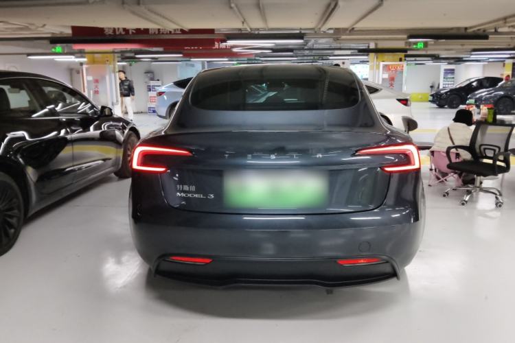 Used Tesla Model 3 2025 Rear-Wheel-Drive Version