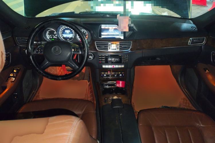 Used Mercedes-Benz E-Class 2014 E 260 L Luxury Model
