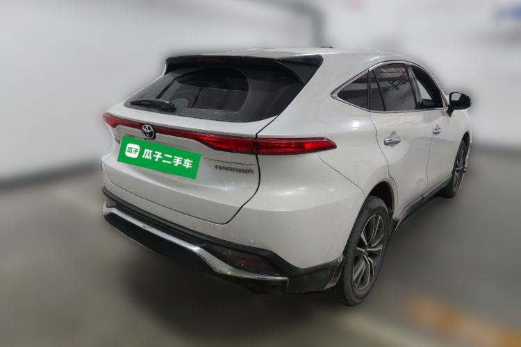 Used Toyota Harrier 2022 2.0L CVT Two-Wheel Drive Luxury Edition