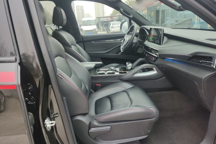 Used SAIC MAXUS D90 Pro 2023 2.0T Diesel 4x4 Comfort Edition 7-Seater
