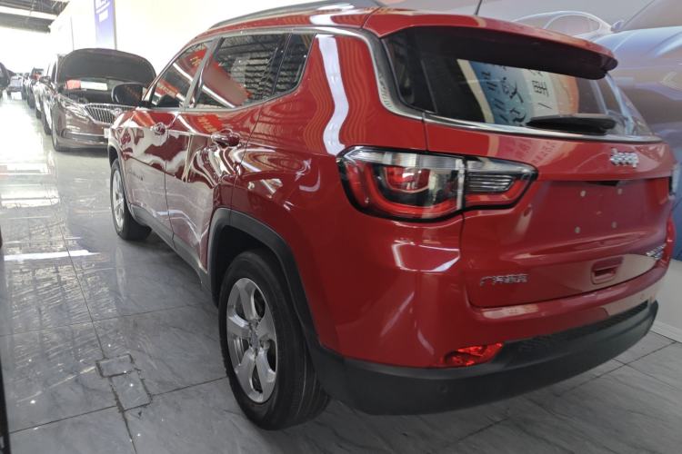 Used Jeep Compass 2017 200T Automatic Family Edition
