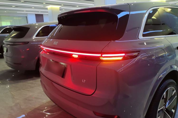 Used Li Auto L7 2025 Ultra Smart Refreshed Edition
