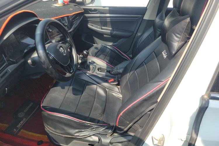 Used Volkswagen Bora 2019 1.5L Manual Comfort Version
