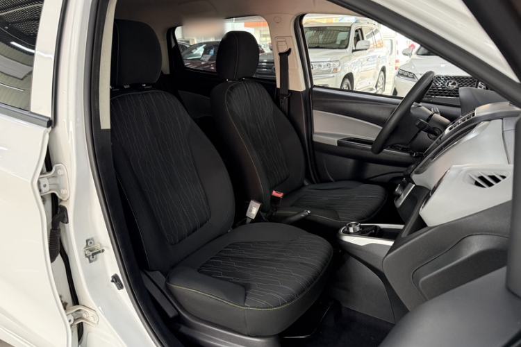 Used Oshan Benni E-Star 2021 National Edition Xin Yue Version (Fast-Charging Edition) Lithium Iron Phosphate (31.95 kWh)
