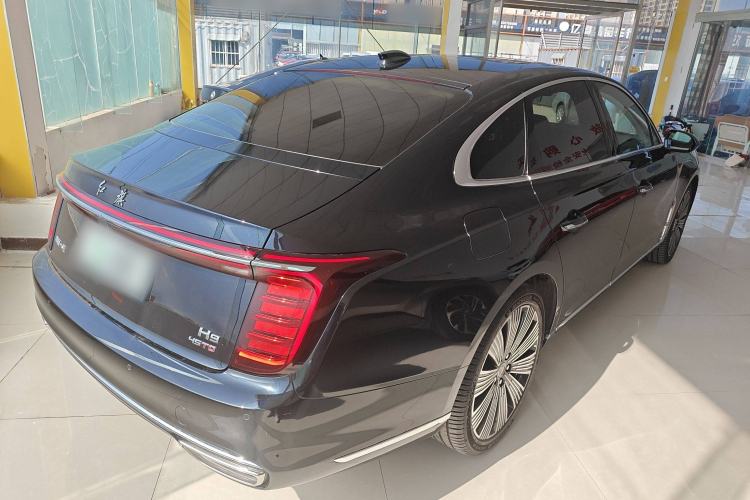 Used Hongqi H9 2025 Model Facelifted 2.0T Two-Wheel Drive Flag-Style Luxury Business Edition, 5 Seats