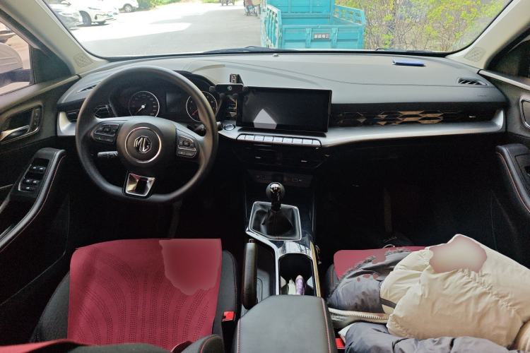 Used MG 5 2023 180 DVVT Manual Fashion Edition
