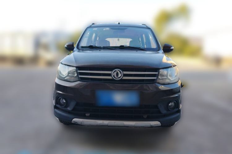 Used Dongfeng Fengon 360 2015 1.5L Manual Comfort II 7-Seater Front