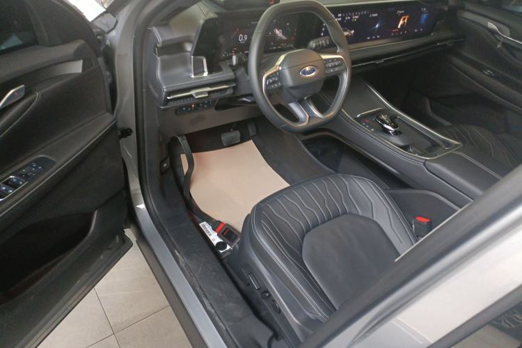 Used Ford Edge 2025 Escape L 2.0T EcoBoost Two-Wheel Drive 7-Seater Luxury Model