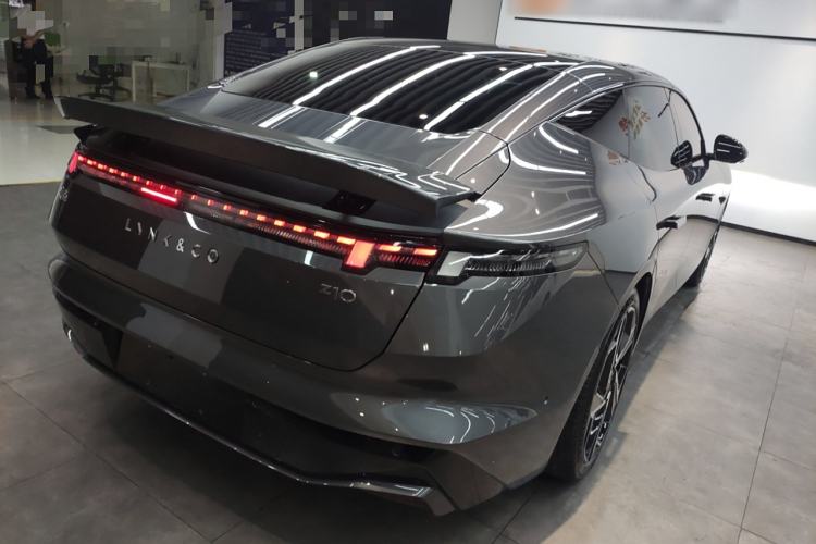 Used Lynk & Co Z10 2025 95 kWh 702 km All-Wheel Drive Intelligent Driving Ultra