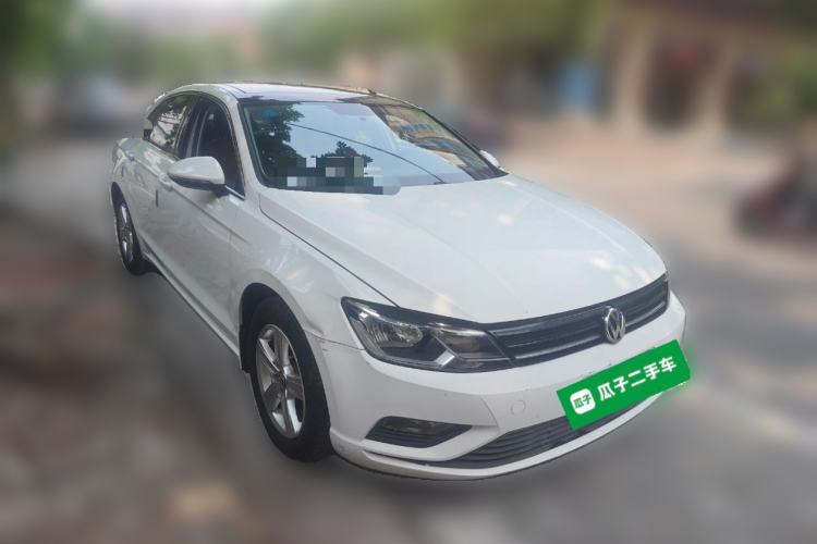 Used Volkswagen Lamando 2017 230TSI DSG Fashion Edition Front Right 45 Deg