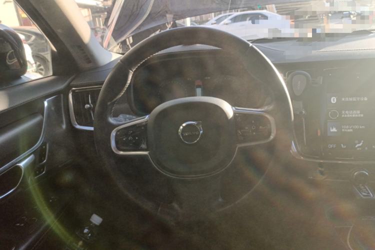 Used Volvo V90 2017 Cross Country T5 AWD Prestige Edition
