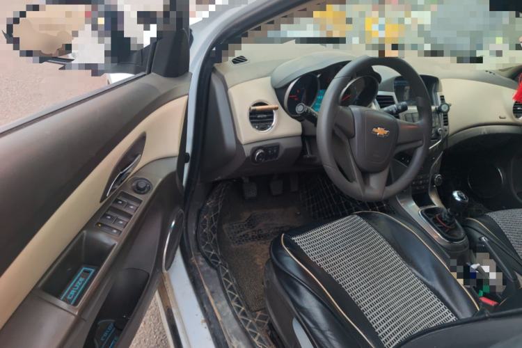 Used Chevrolet Cruze 2015 1.5L Classic SE MT
