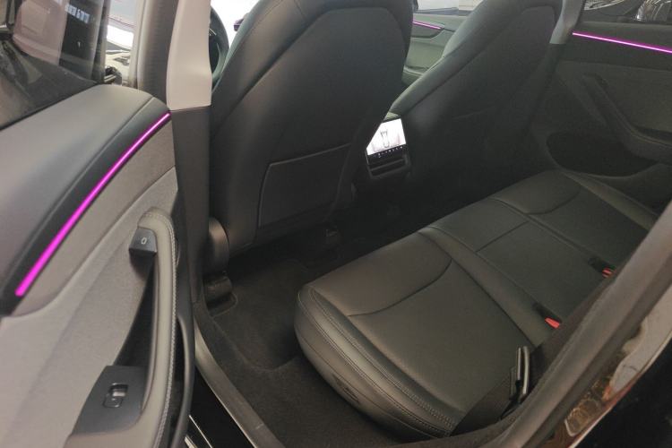 Used Tesla Model Y 2025 Rear-Wheel-Drive Version
