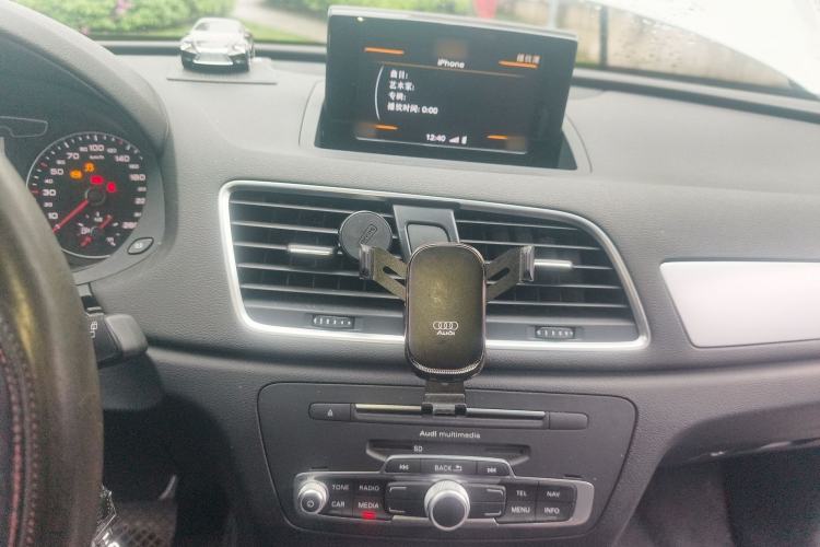 Used Audi Q3 2016 30 TFSI Fashion Model Audio And AC Panel