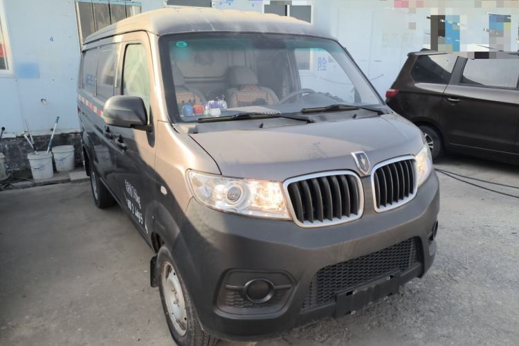 Used Jinbei Hiace X30 2020 1.5L Van Super-Enjoyment Model China VI Standard SWC15M