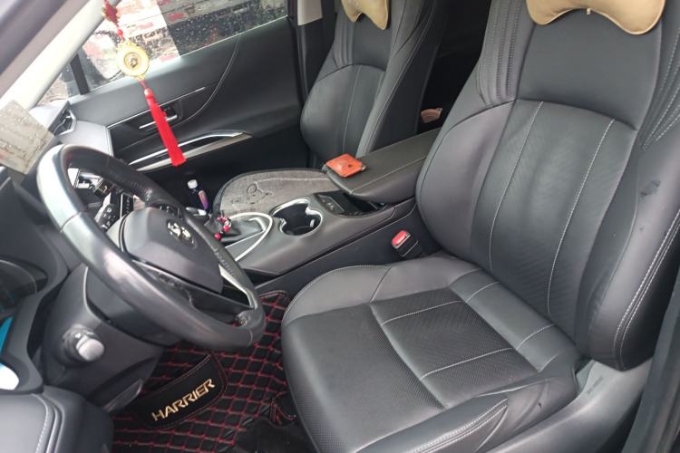 Used Toyota Harrier 2022 Dual-Engine 2.5L CVT Four-Wheel Drive Luxury Edition