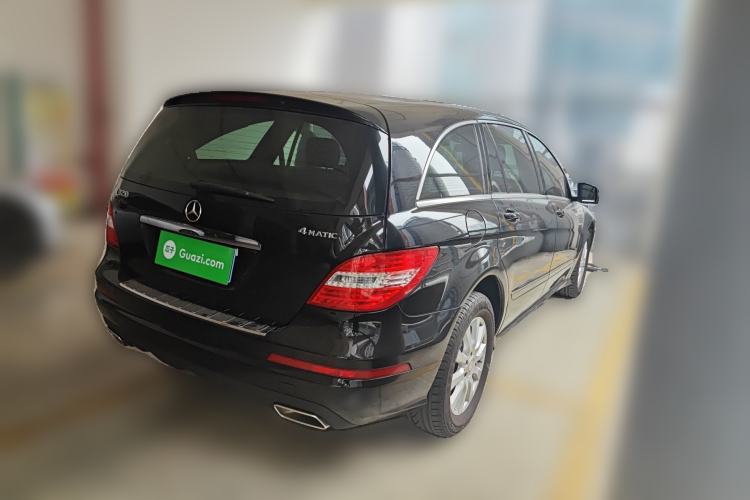 Used Mercedes-Benz R-Class 2014 R 320 4MATIC Business Model Rear Right 45 Deg