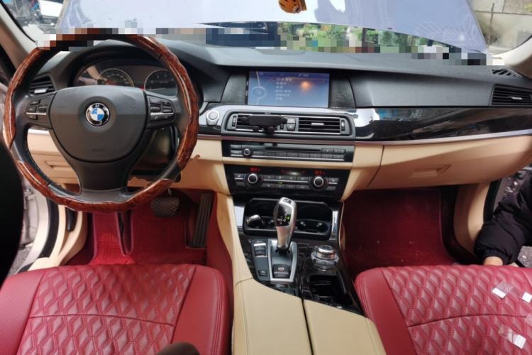 Used BMW 5 Series 2013 525Li Leading Model
