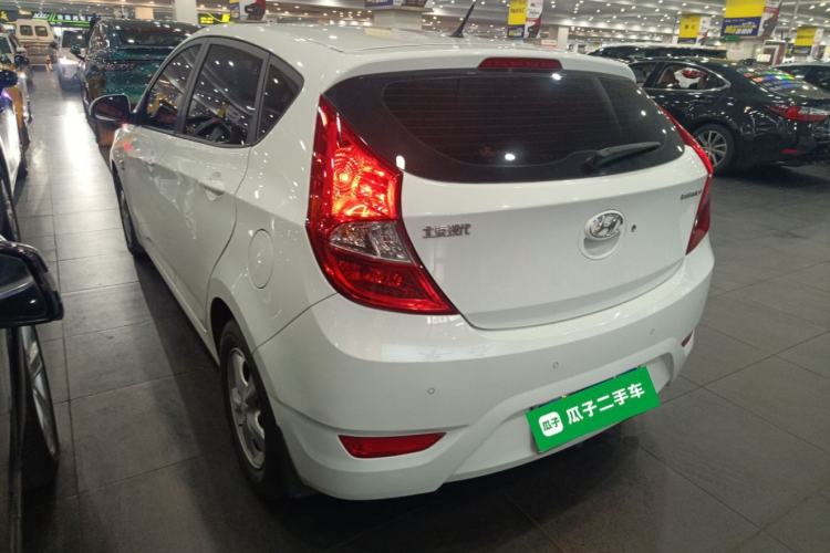 Used Hyundai Verna Ray 2014 1.4L Automatic GLX
