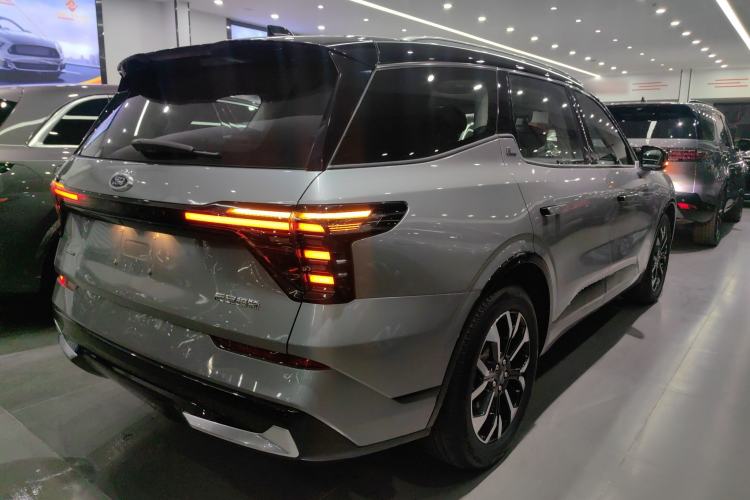 Used Ford Edge 2025 Ford Explorer L 2.0T EcoBoost E-Hybrid Four-Wheel-Drive 7-Seater Supreme Model