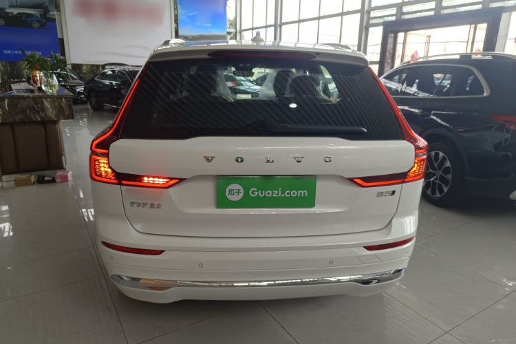 Used Volvo XC60 2026 B5 4x4 Smart Luxury Edition
