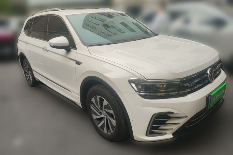 Used Volkswagen Tiguan L New Energy 2020 430 PHEV Plug-in Hybrid Flagship Edition Front Right 45 Deg