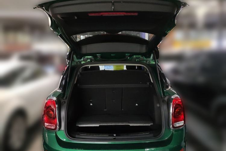 Used MINI Countryman 2019 1.5T COOPER ALL4 Artist Weekend Travel Edition Trunk