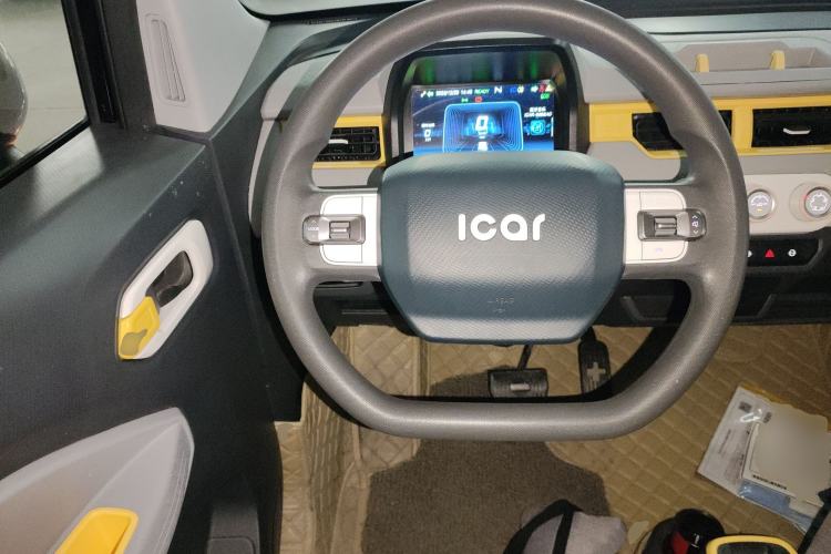 Used Chery QQ Ice Cream 2022 170km Sundae Phosphate Lithium-Ion