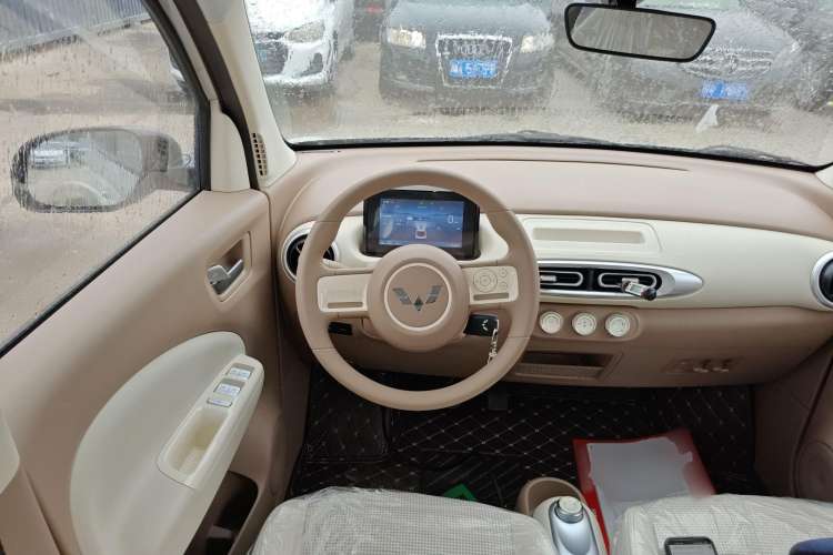 Used Wuling Hongguang MINIEV 2025 Four-Door Version Advanced Edition