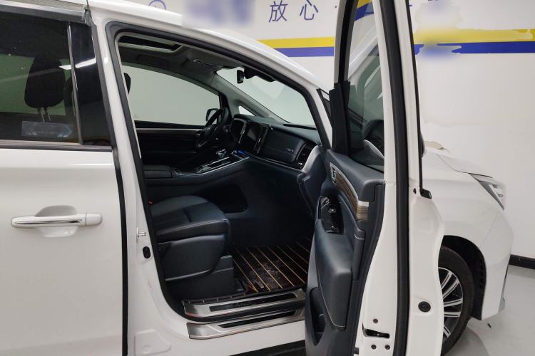 Used GAC Trumpchi M8 2023 Lingxiu Series 390T Prestige Edition