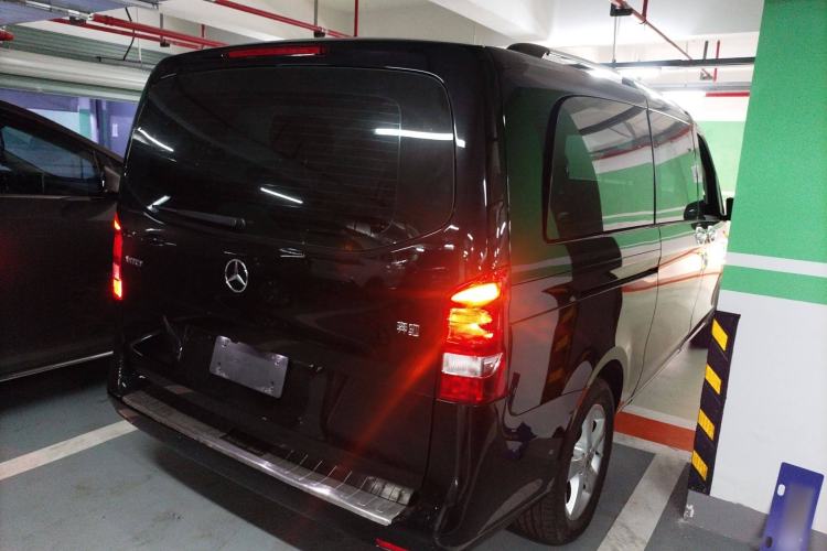 Used Mercedes-Benz Vito 2018 2.0T Elite Version 7 Seats China VI Emission Standard