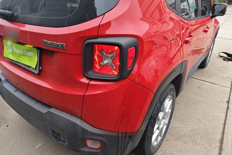 Used Jeep Renegade 2019 220T Automatic Leading Edition Right Rear Taillight