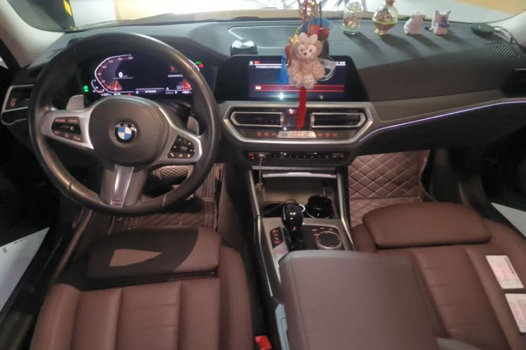 Used BMW 3 Series 2021 Second Facelift 325Li M Sport Night Edition Package Center Console
