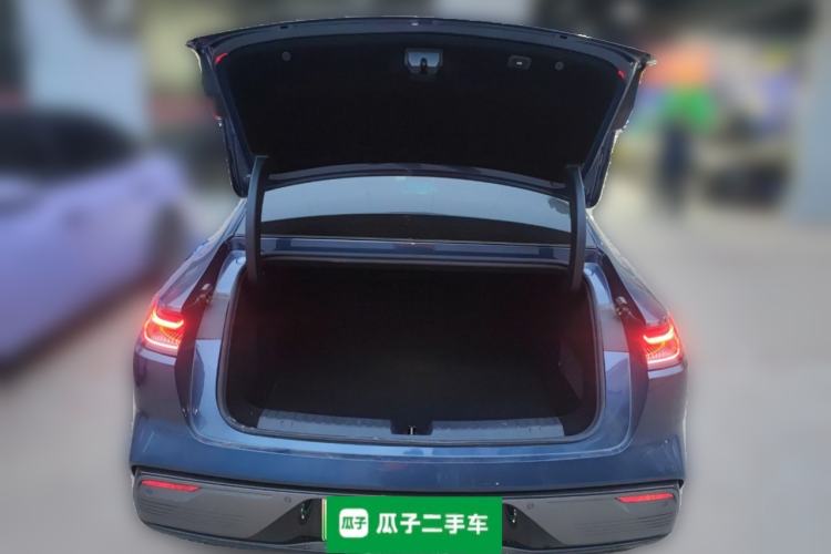 Used Geely Galaxy Galaxy 8 2025 130km EM-P Starship Edition
