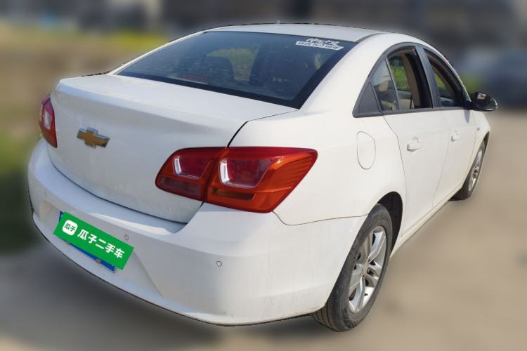 Used Chevrolet Cruze 2015 1.5L Classic SE AT Rear Right 45 Deg
