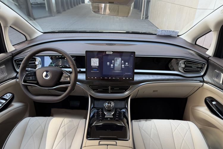 Used Denza D9 2024 DM-i 1050 Luxury Model