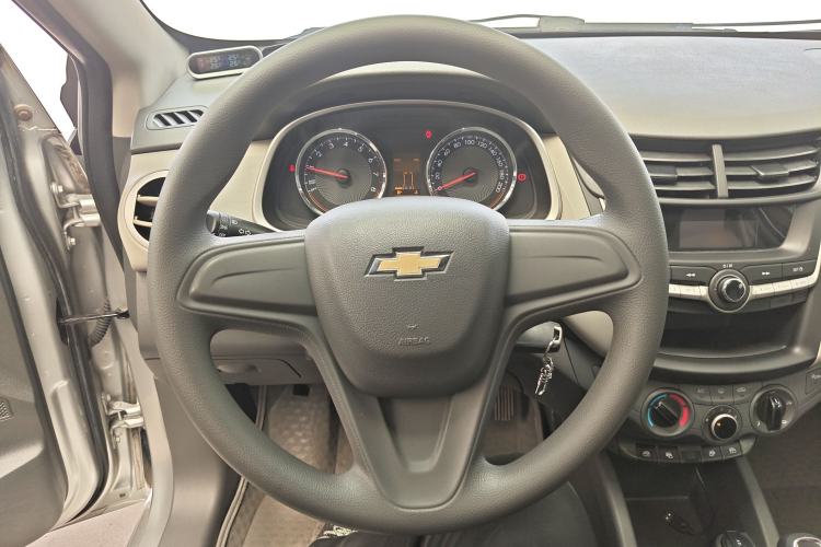 Used Chevrolet Sail 2015 Sail 3 1.5L Manual with Ideal Sunroof Edition