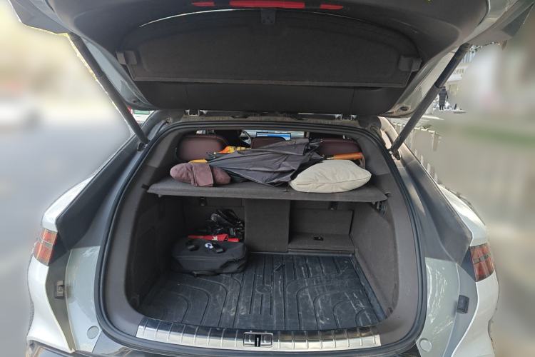 Used Denza Z9GT 2024 1100 4x4 Ultra First Edition Trunk