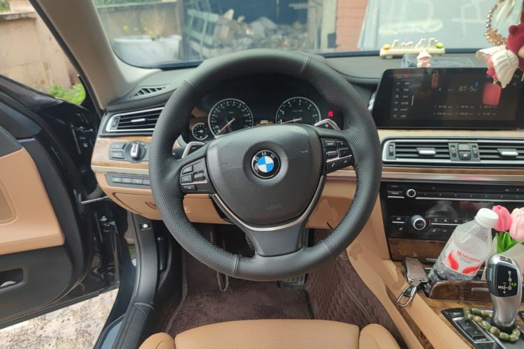 Used BMW 7 Series 2013 740Li Luxury Model
